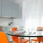 Artstay - New Exclusive Apt Near Metro M4 *