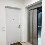 Apartment Artstay - New Exclusive Apt Near Metro M4