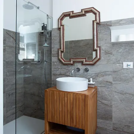 Artstay - New Exclusive Apt Near Metro M4 Mailand
