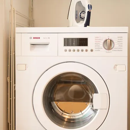 Apartment Artstay - New Exclusive Apt Near Metro M4 Mailand