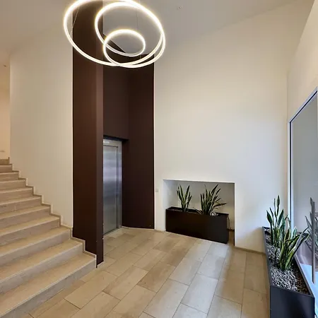Artstay - New Exclusive Apt Near Metro M4 Apartment *