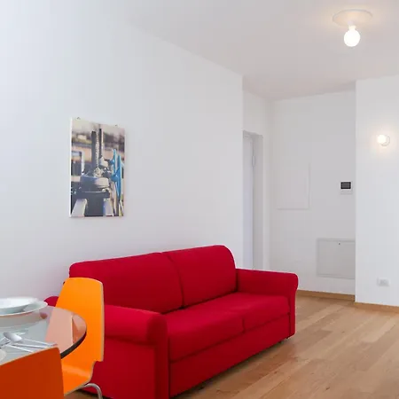 Artstay - New Exclusive Apt Near Metro M4 Apartment *