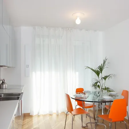 Artstay - New Exclusive Apt Near Metro M4 Mailand